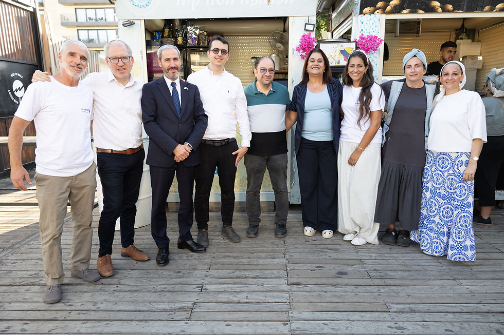 Connecting to Community: A Festive Summer Event for French Olim in Jerusalem